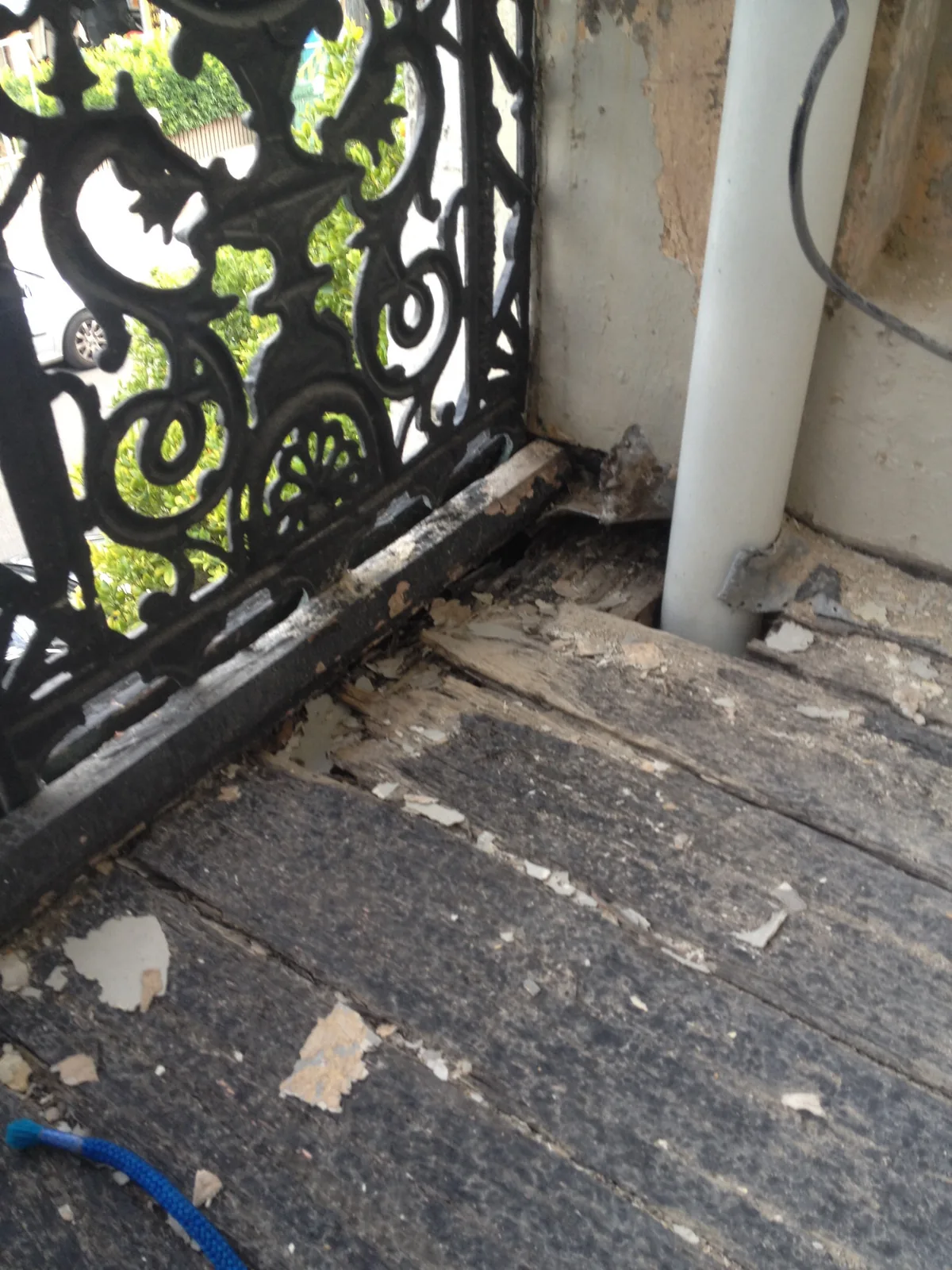 Balcony flooring before renovation
