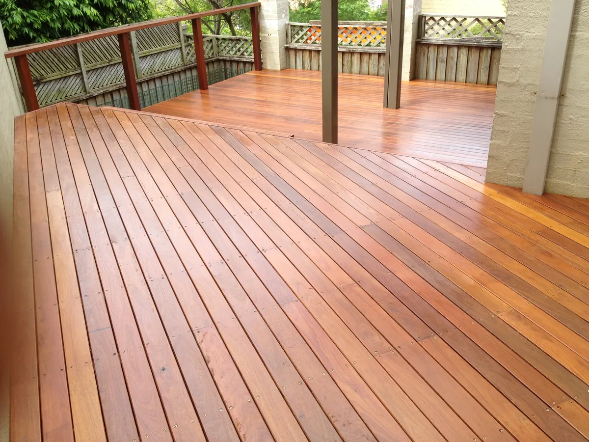 Oiled red ironbark verandah decking
